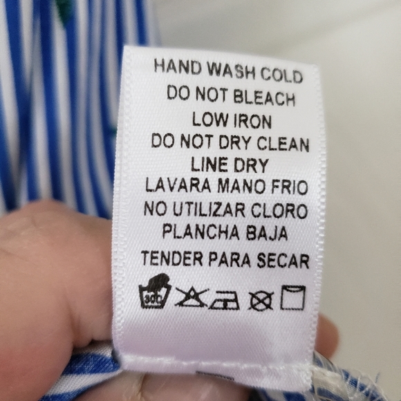 Staccato Blouse Blue & Ivory flowers with ties for synching  Soft/Rayon NWOT - Picture 16 of 16